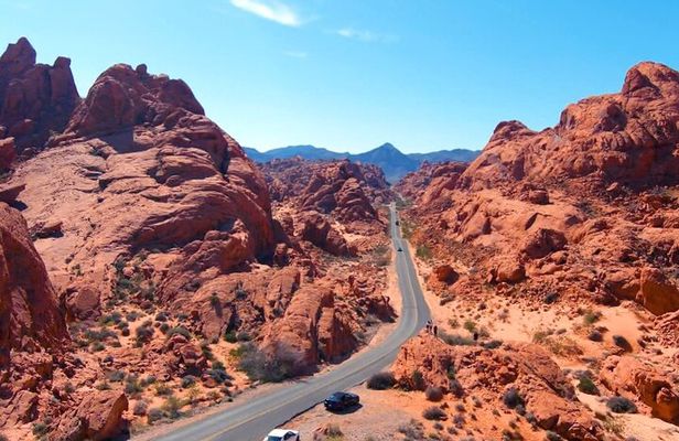 Valley of Fire Seven Magic Mountain and Welcome Sign Las Vegas