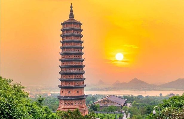 Ninh Binh Trang An, Hoa Lu Ancient Capital, Bai Dinh Day Tour