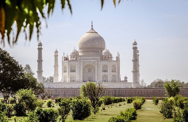 Agra Taj Mahal and Mausoleum Tour with Guide