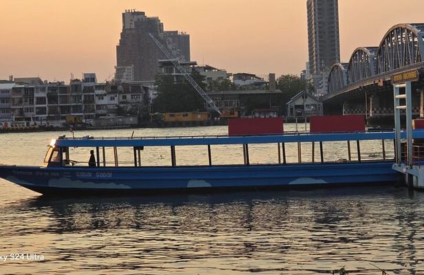 Unique and Scenic Slow Boat Tour from Bangkok to Ayutthaya