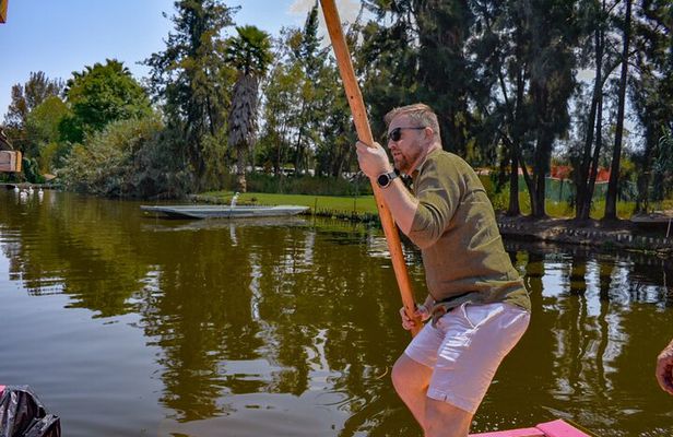 Xochimilco: Drinks, music, and snacks (option with transport)