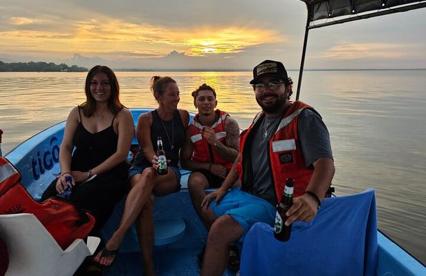 Classic Trip Nicaragua from Costa Rica - One Day Tour