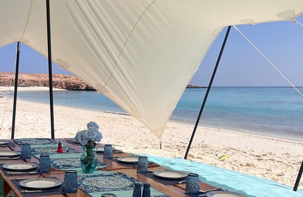 Full Day Dimaniyat Island Experience with Lunch