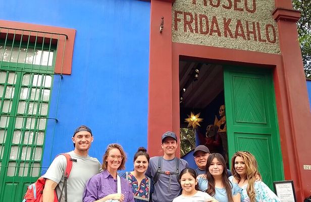 Coyoacán Walking Tour: Access to Frida Kahlo Museum & Tacos