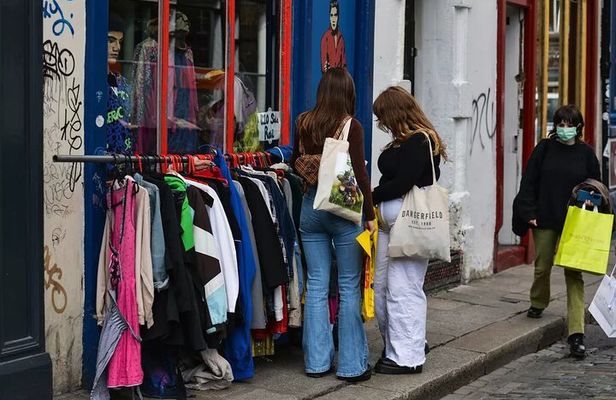 The Retro Routes Experience: Dublin's Vintage Shopping Tour