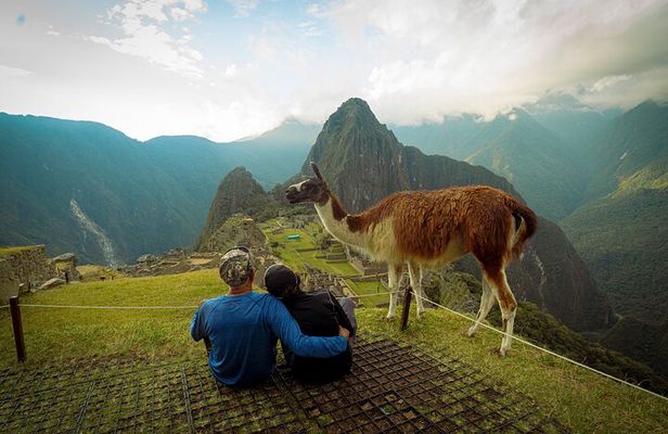Short Inca Trail to Machu Picchu 2D 1N