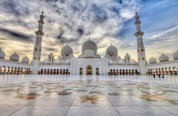 Private Abu Dhabi Experience Iconic Landmarks and Cultural Gems