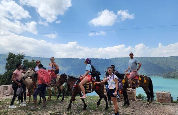 Day Trip to Wonchi Crater lake