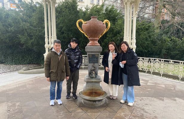 Karlovy Vary Hot Springs Tasting Tour
