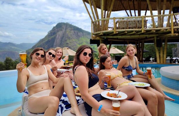 8-Days Sri Lanka Tour | Luxury Hotels, Breakfast & Private Car