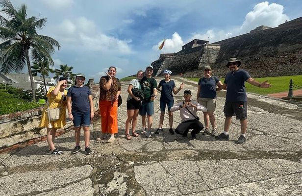 Private City Tours Cartagena Islanders Wall