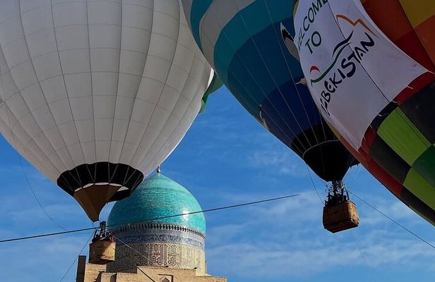 Samarkand: Hot Air Balloon Flight with Hotel Transfers