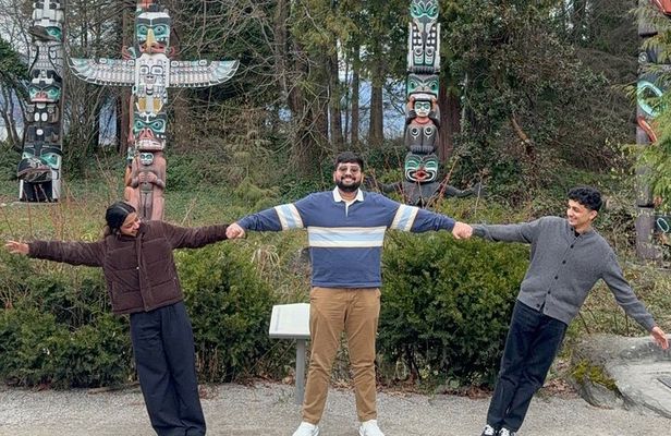 Stanley Park Tour:VIP Car–Small Group,Affordable,Valuable,Comfort