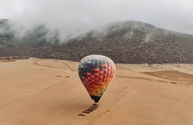 Sunrise Breakfast with Panoramic Hot Air Balloons