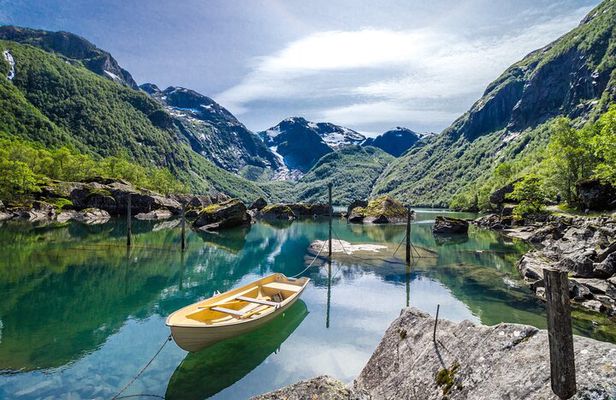 Bergen: Bondhus Glacier Lake & National Park w/Lunch in Rosendal