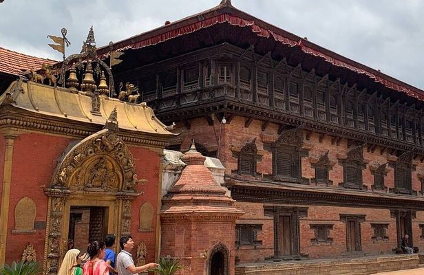 2 Day Kathmandu Heritage 7 UNESCO Tour with Mountain Flight