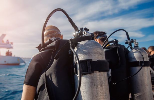 Hurghada : Diving & Snorkeling Cruise Tour w Lunch & Drinks