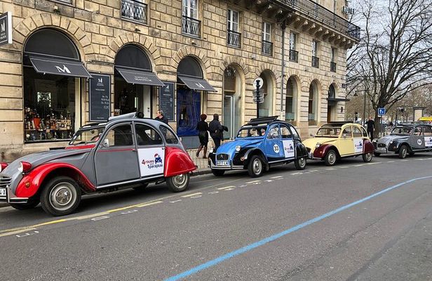 Private City Tour of Bordeaux in a Citroën 2CV - 45min