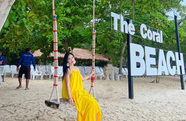 Pattaya Coral Island with Lunch and Transfer