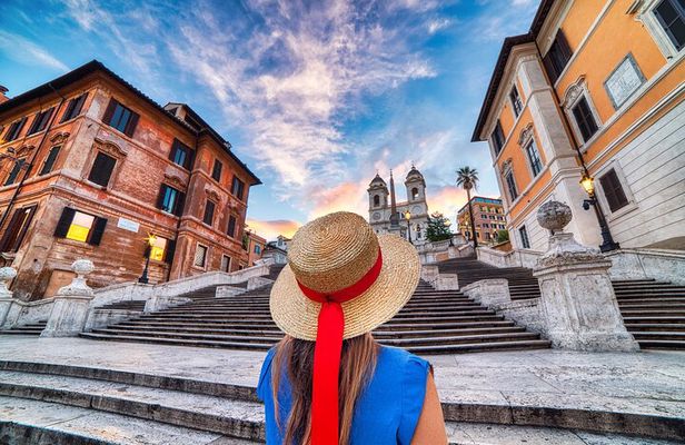 Sunrise Walk: Rome Before the Crowds