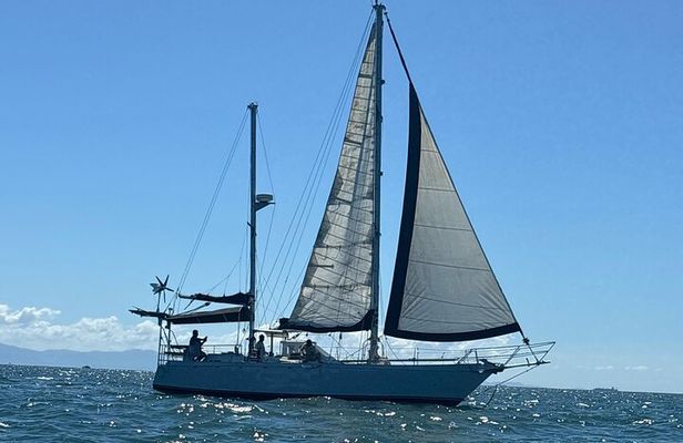 Sailboat Adventure in Nosara