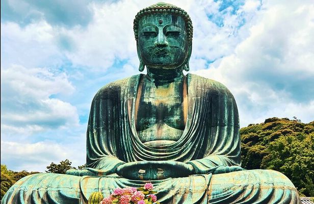 Kamakura, find love and money