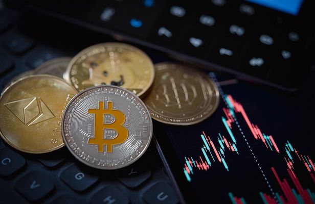 Wall Street Inside with a Trader Walking History Tour