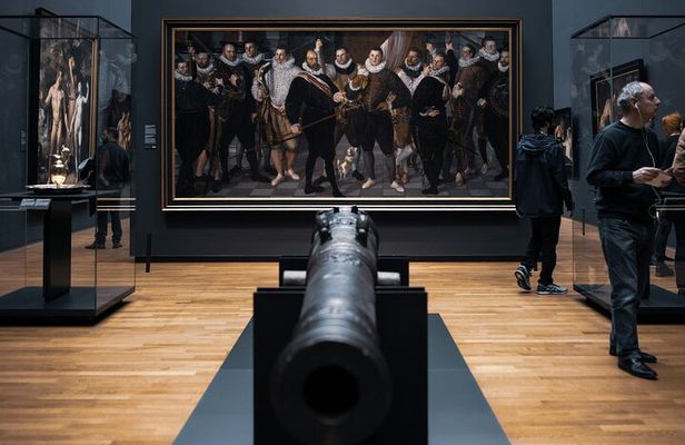 Rijksmuseum tour: The Stories Behind the Masterpieces