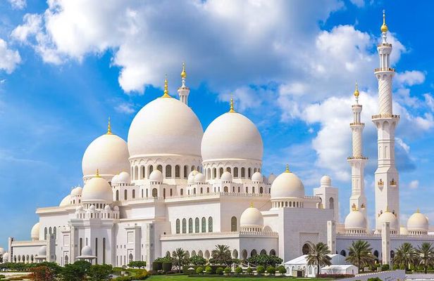 From Dubai Private Abu Dhabi Sheikh Zayed Grand Mosque Tour