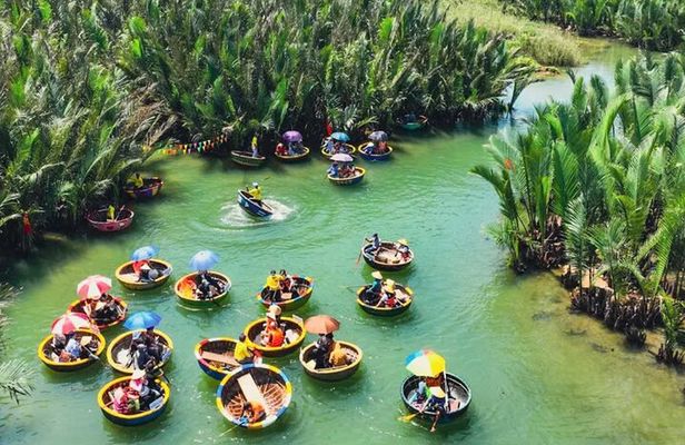 Hoi An Old Town Walking Tour and Coconut Village