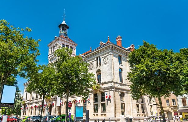 Explore Valence in 60 minutes with a Local