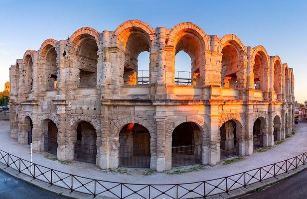 Explore Arles in 60 minutes with a Local