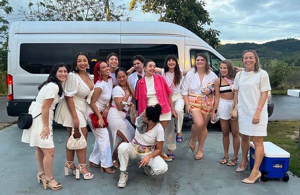 Nightlife Adventure La Placita Calle Cerra La factoría La Perla 