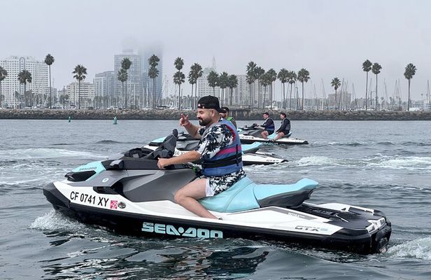Jetski Adventure: Guided Trip from Long Beach to Catalina Island