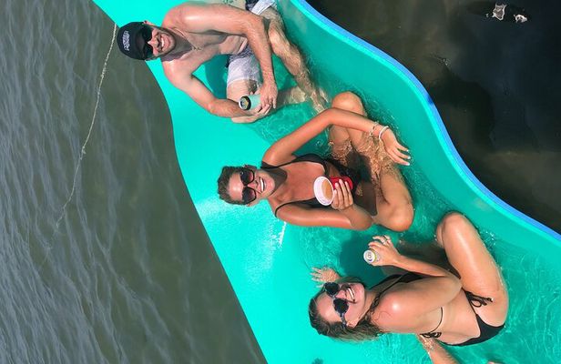 90 Minute Scenic Back Bay Cruise