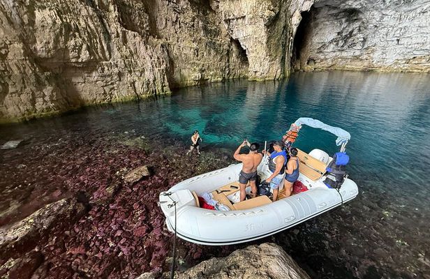 Vlore Speedboat Tour to Haxhi Ali Cave Karaburun Beach
