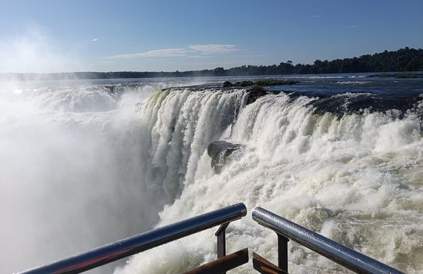 Private Tour of Iguassu Waterfalls on the Argentine Side