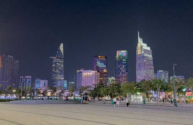 Ho Chi Minh City Sightseeing Private Walking Tour With BBQ Buffet
