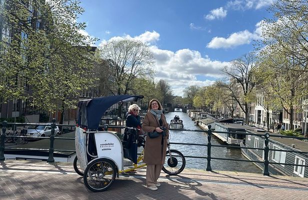 Explore Amsterdam in 1 Hour - Pedicab Tour - Rickshaw tour