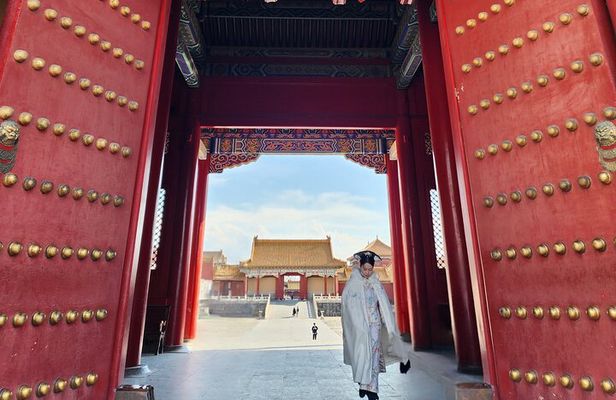4-Hour Small Group Tour to Forbidden City with Entry Tickets
