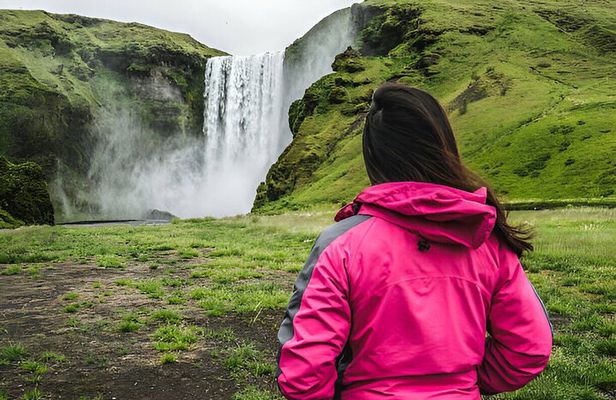 South Coast Adventure: Small Group Day Tour from Reykjavik