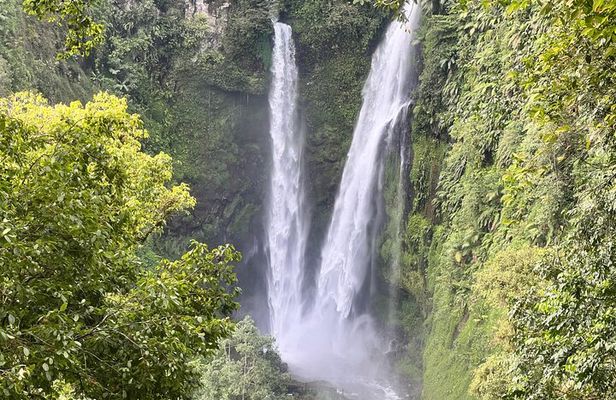 Jakarta Suspension Bridge, Lake & Trekking to Hidden Waterfall