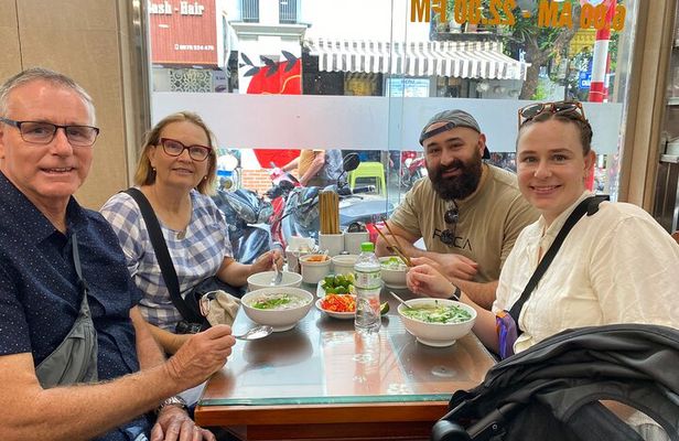 Hanoi Private Walking Street Food Tour with Train Street Visit