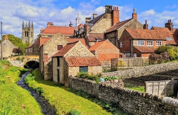 North York Moor Small Group Tours to Whitby including Steam Train