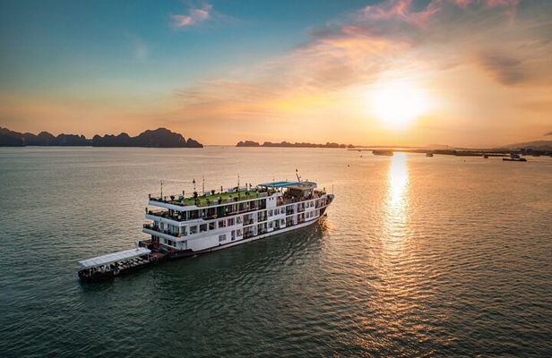 Verdure Lotus Grandeur Cruise 5 Star Halong Bay 2 days 1 night