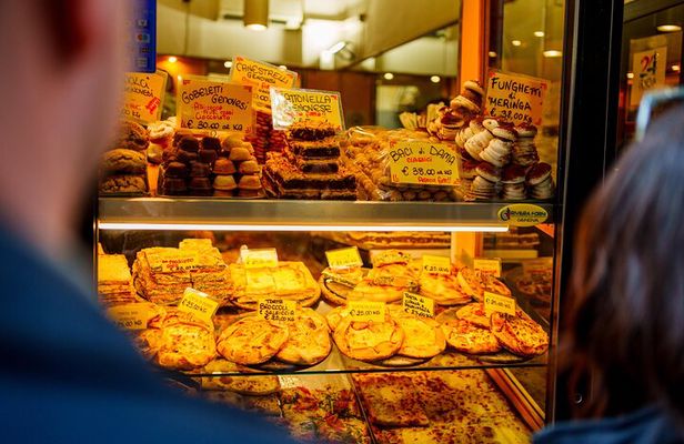 Genoa Bites & Stories: A Tasty City Adventure with a Local