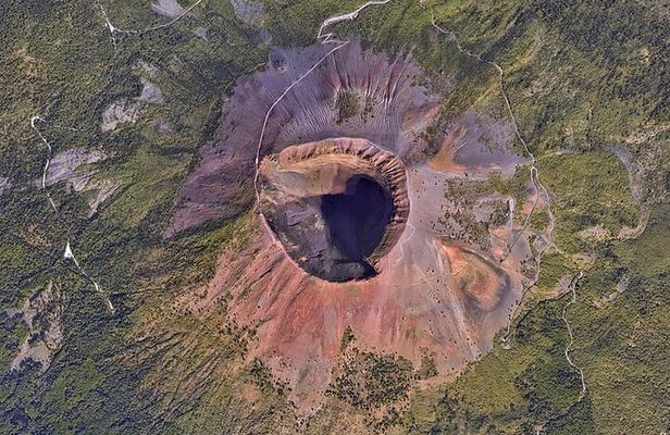 Mount Vesuvius from Pompeii with ticket & bus transport
