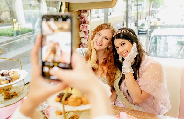 Tea Around Town® NYC – Mobile Tea Room Experience