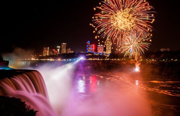 Niagara Falls Evening Illumination Tour with Maid Boat Ride