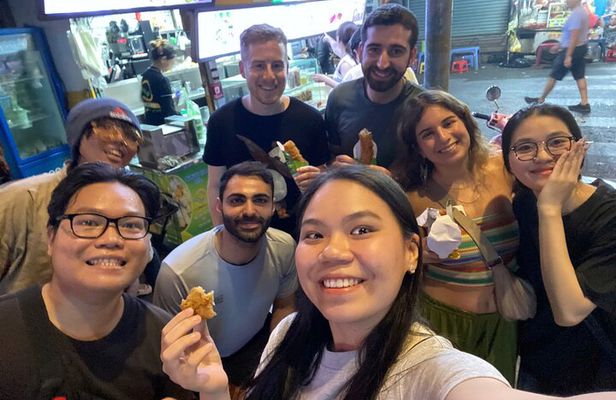 Ho Chi Minh city: Michelin-Recognized Food Tour with Local Expert